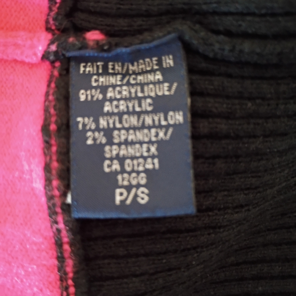 Twik V-Neck Knit Top - Picture 5 of 6